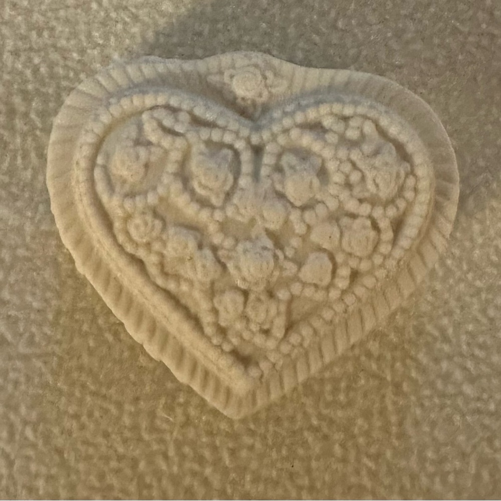 Heart-Shaped Cream Porcelain Decorative Trinket Box